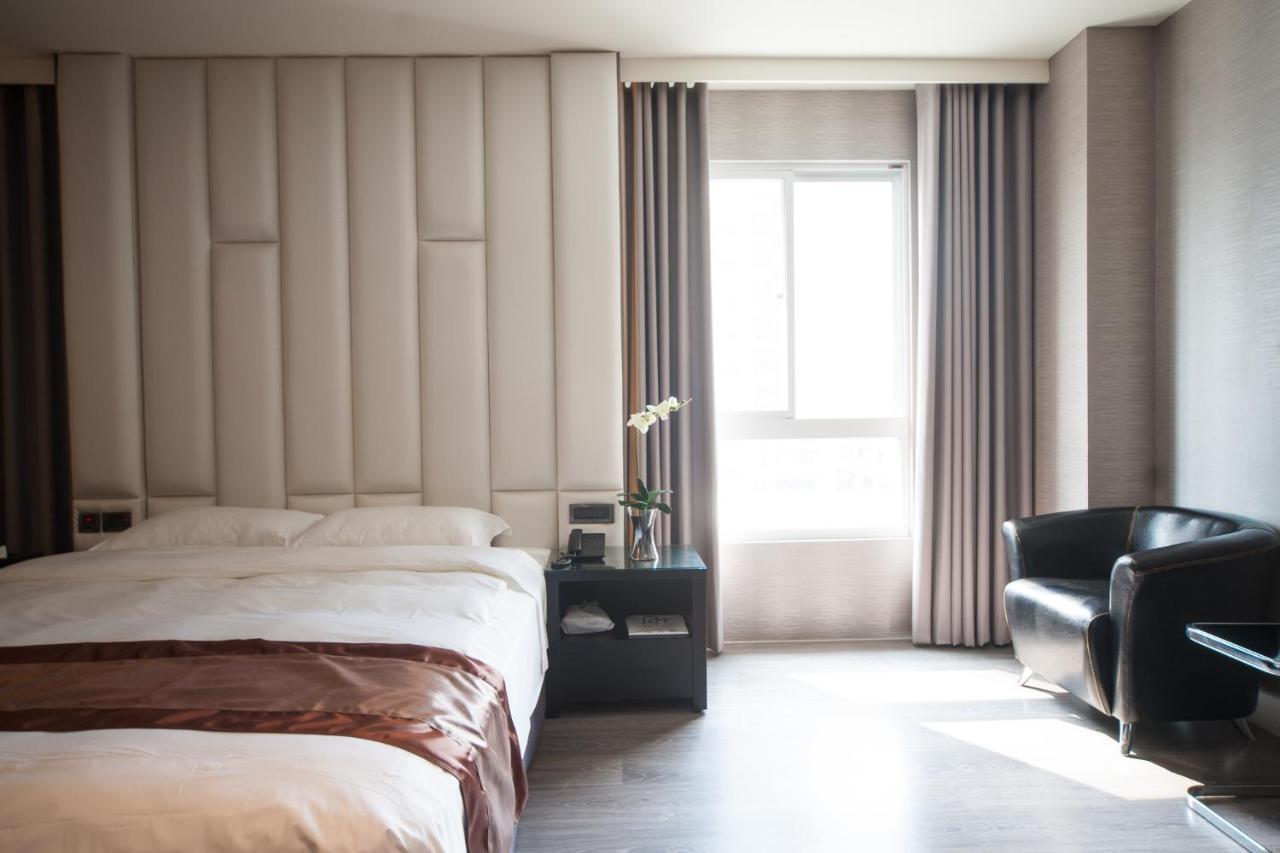 Grand Crystal Hotel مدينة هسينشو المظهر الخارجي الصورة